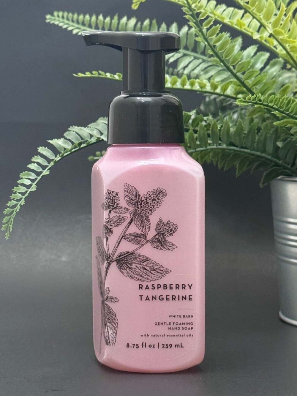 Bath & Body Works BBW White Barn Raspberry Tangerine Gentle Foaming Hand Soap